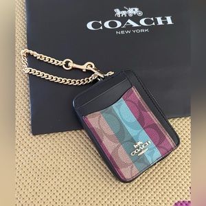 NWOT Coach Stripe Zipped Card Case